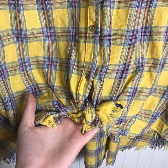 Umgee yellow plaid flannel long sleeve top hi low front knot oversize small H8 - Picture 3 of 5
